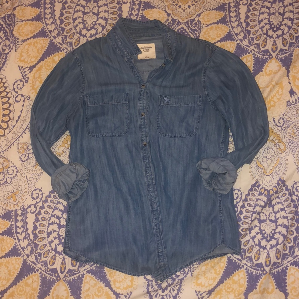 Abercrombie & Fitch denim button down